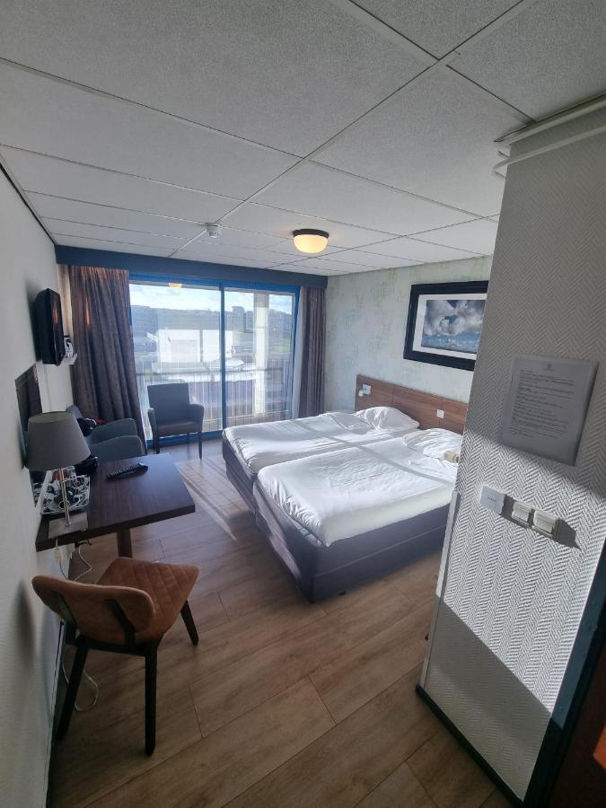 Eemshotel 3*